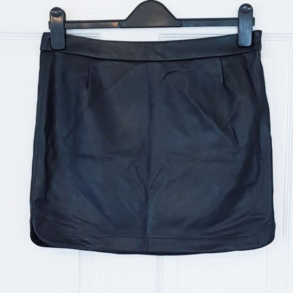 Gap leather mini skirt